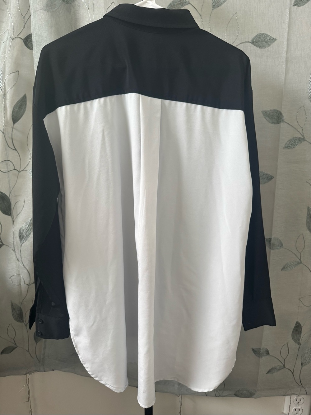 Oversized button down shirt - Picture 2 of 4